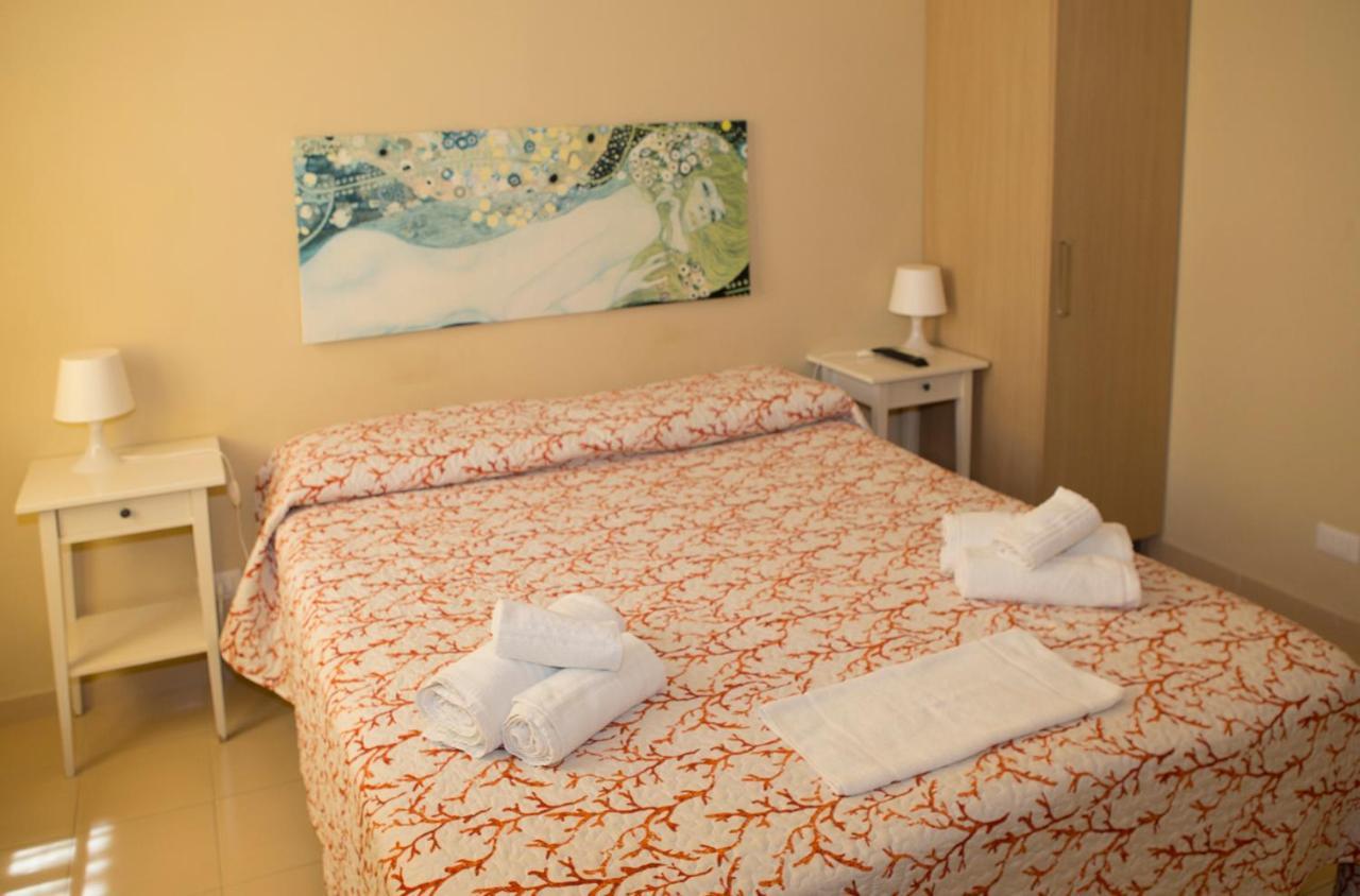 B&B Piazza Vittorio Trapani Exterior photo